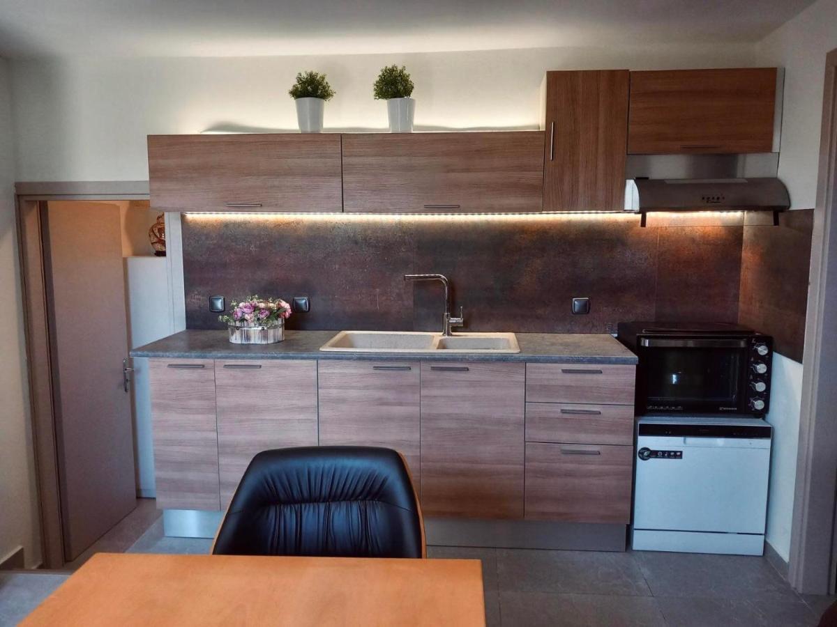 Moxy Paxos Apartments جايوس المظهر الخارجي الصورة
